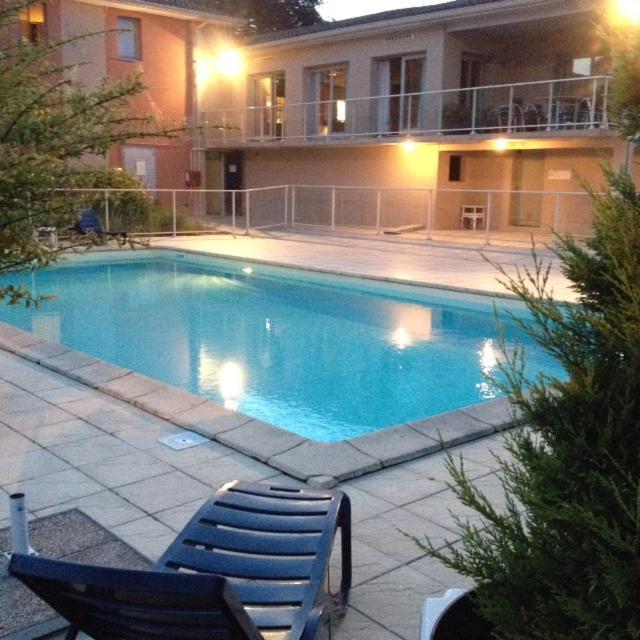 Cit'Hotel Les Alizés Limoges Esterno foto