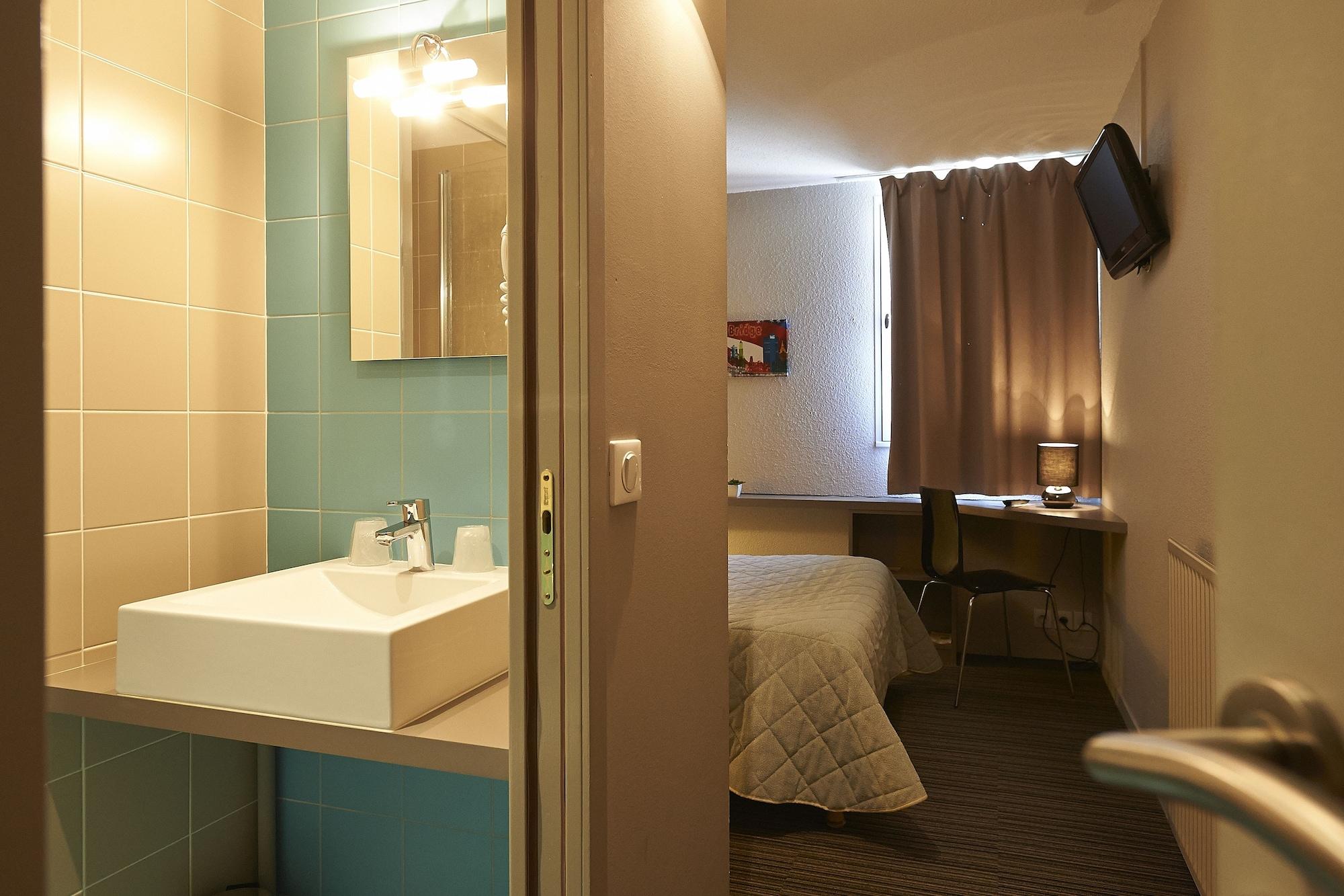 Cit'Hotel Les Alizés Limoges Esterno foto