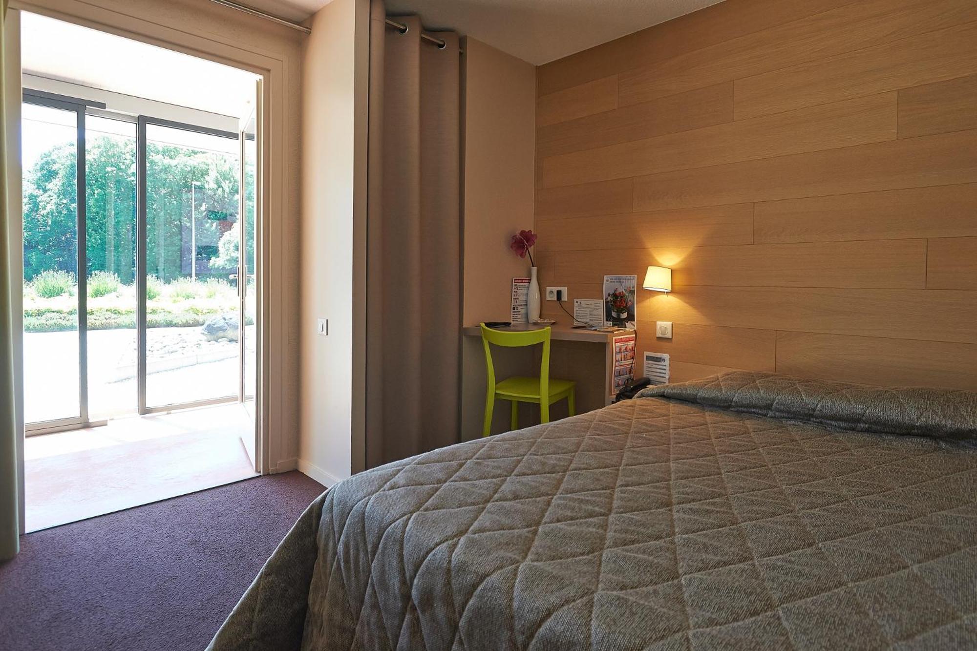 Cit'Hotel Les Alizés Limoges Esterno foto