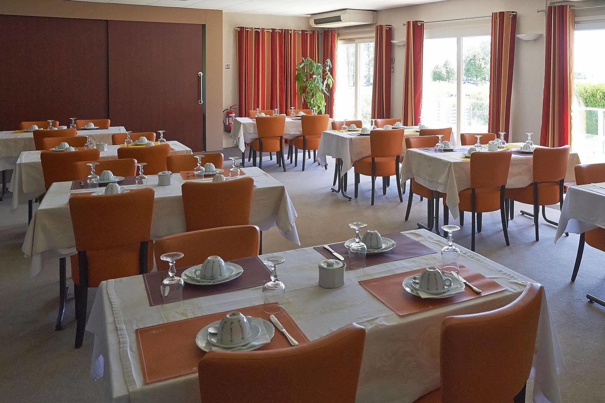 Cit'Hotel Les Alizés Limoges Esterno foto