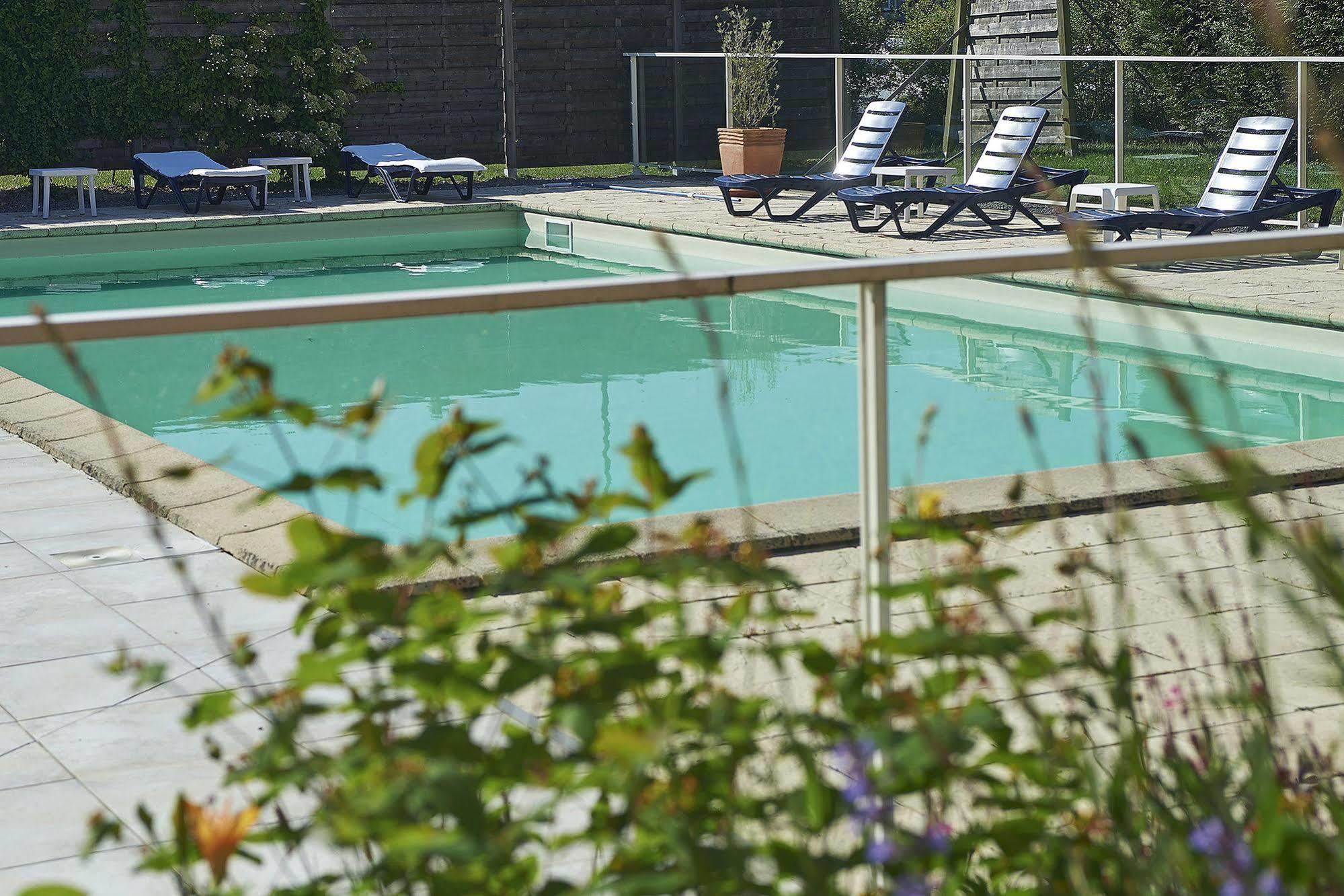 Cit'Hotel Les Alizés Limoges Esterno foto