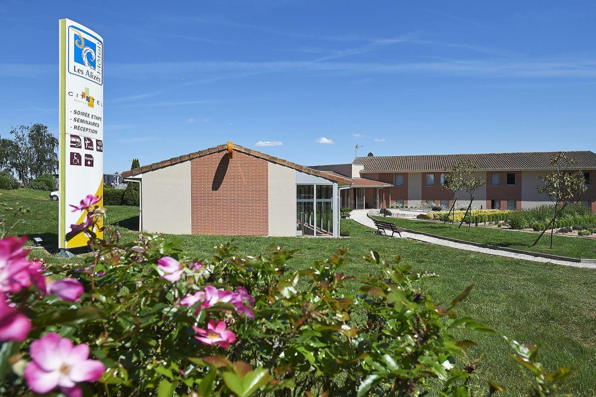 Cit'Hotel Les Alizés Limoges Esterno foto